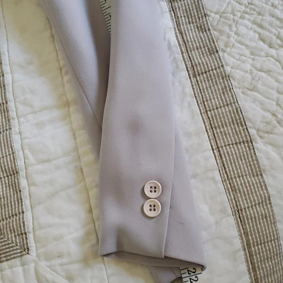 Like new pant suit. Veey goid quality - Picture 7 of 14